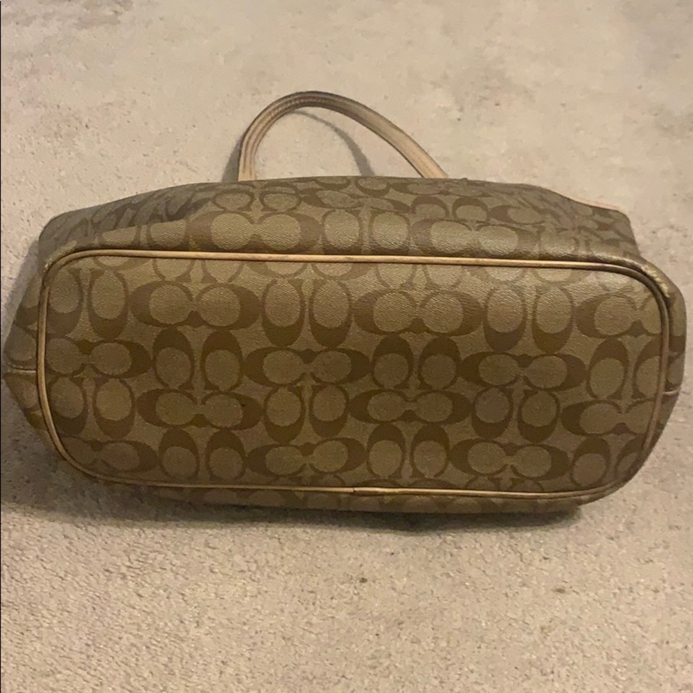 Coach tote - Picture 4 of 4